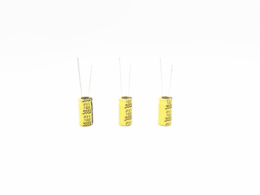 Kondensatory wysokiej częstotliwości ISO9001 RoHS 5,6UF400V do oświetlenia LED