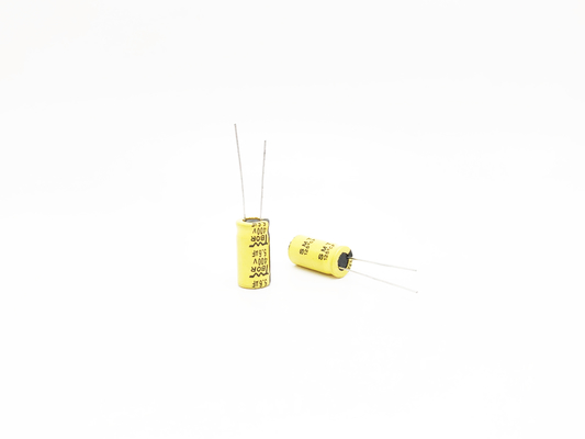 Kondensatory wysokiej częstotliwości ISO9001 RoHS 5,6UF400V do oświetlenia LED