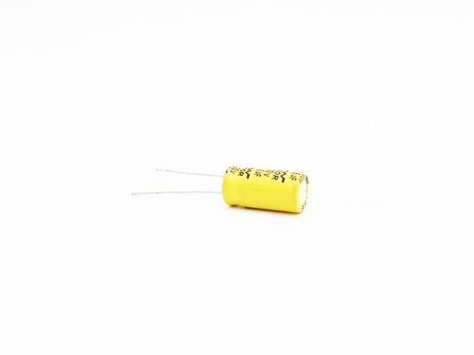 Kondensatory wysokiej częstotliwości ISO9001 RoHS 5,6UF400V do oświetlenia LED