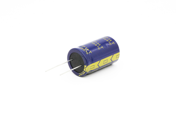Kondensator światła LED 100uF500V 22x35mm