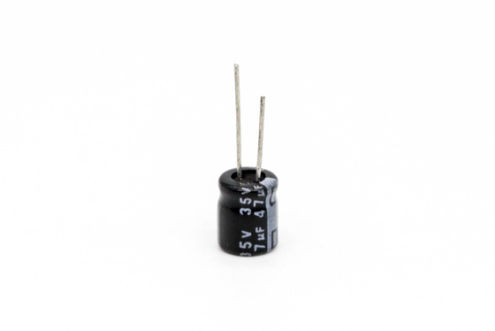 47uf35v aluminiowy kondensator elektrolityczny 6,3x7