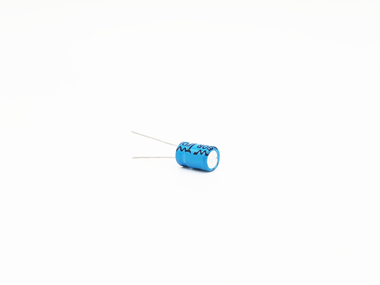 100UF25V Bipolarny kondensator elektrolityczny Niespolaryzowany kondensator elektrolityczny