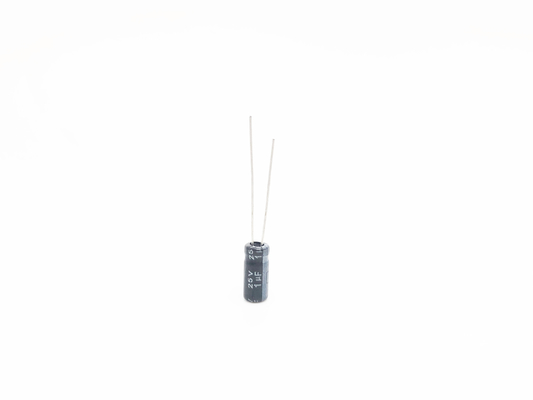 ISO9001 RoHS Promieniowe kondensatory elektrolityczne 1UF25V 5X11mm