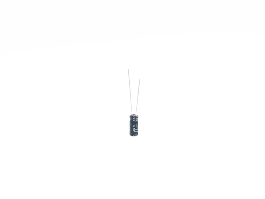 33UF35V Miniaturowy kondensator 5x11mm Typ ołowiu promieniowego 2000 godzin