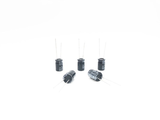 Aluminiowy kondensator elektrolityczny 10X13mm 220uf 50v 20% tolerancji