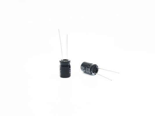 Miniaturowy kondensator TW BOR 330UF35V 10X15mm Radialne kondensatory elektrolityczne