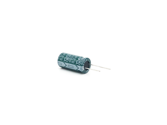 Kondensator elektrolityczny o wysokim prądzie tętnienia 8,2 UF 400 V 13X20 mm