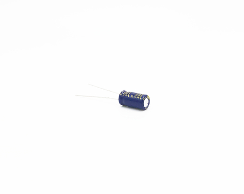 1UF 400V Aluminiowy kondensator elektrolityczny o niskiej ESR 8x10mm ołowiu promieniowego