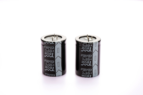 Kondensatory elektrolityczne o szerokim zakresie temperatury 680uf 450v 35x60mm