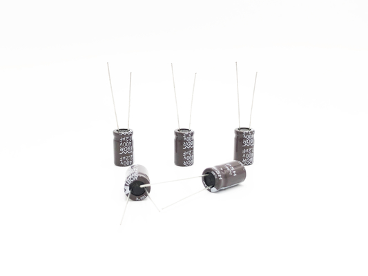 Kondensator elektrolityczny o wysokim tętnieniu 8x12 mm 2,2 UF400 V 5000 godzin