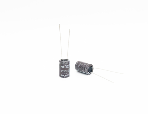 Szeroka temperatura 22X35MM 10uf 250v Kondensator do lampy energooszczędnej